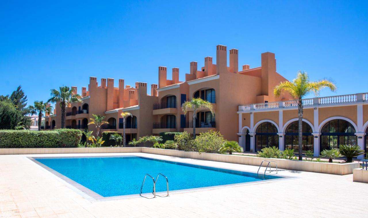 Casa De Ferias Vila Sol Golf Quarteira Buitenkant foto